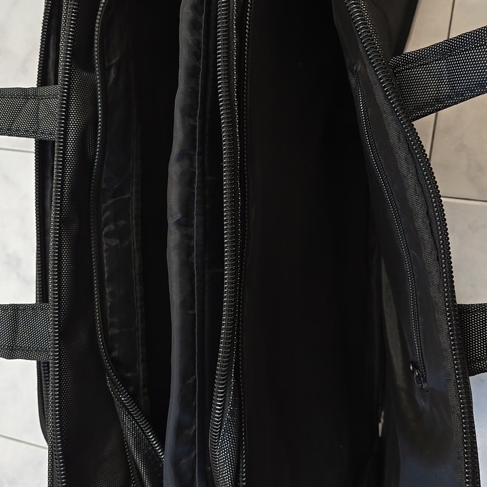 Briefcase~Unisex - Picture 5 of 13